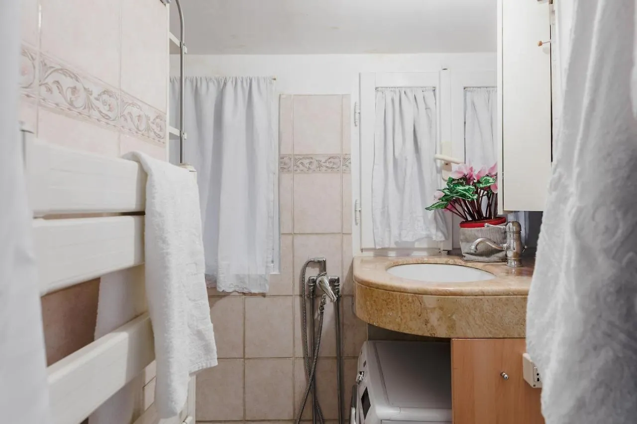 Coronari Suite Rome Italy